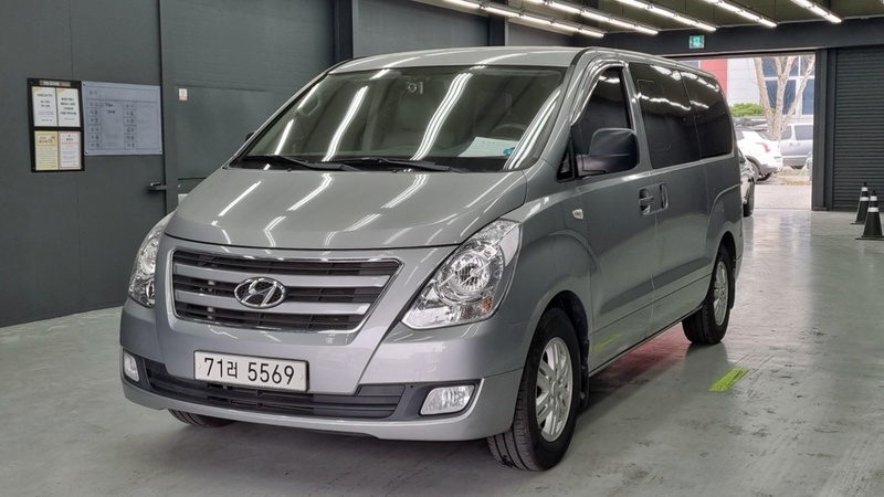 Hyundai Starex