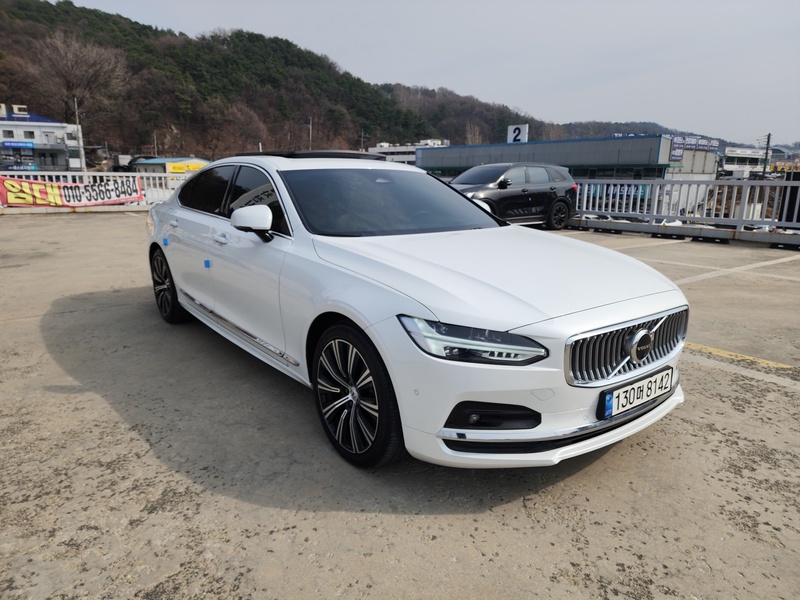 Volvo S90