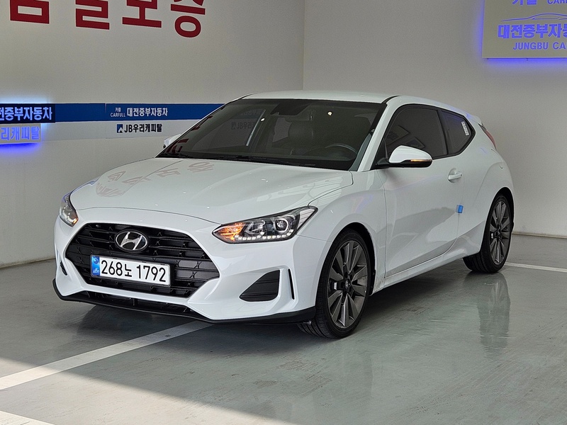 Hyundai Veloster