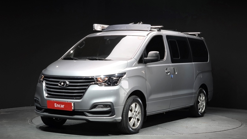 Hyundai Starex