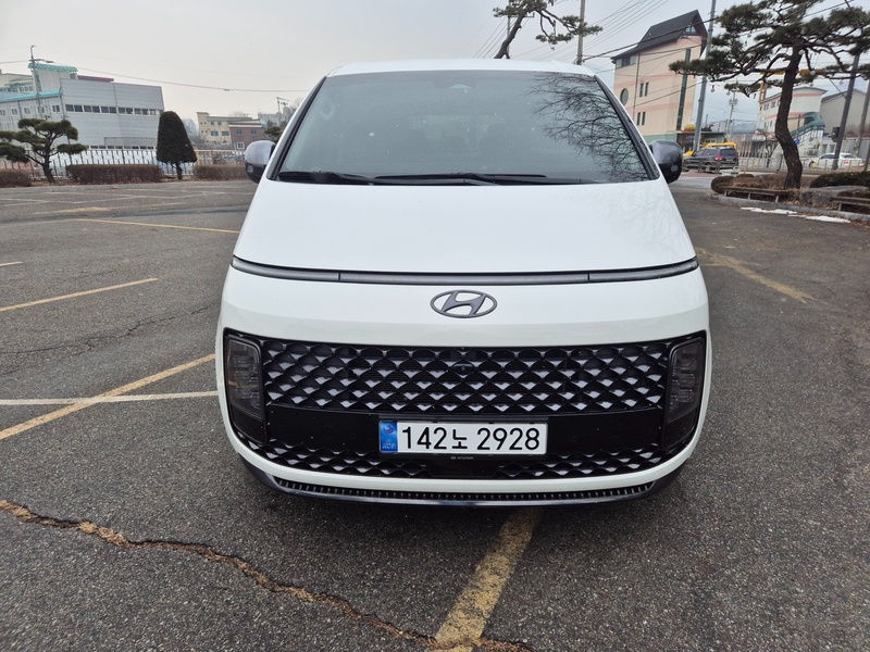 Hyundai Staria