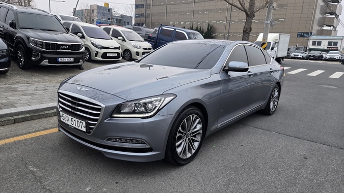 Hyundai Genesis 2014