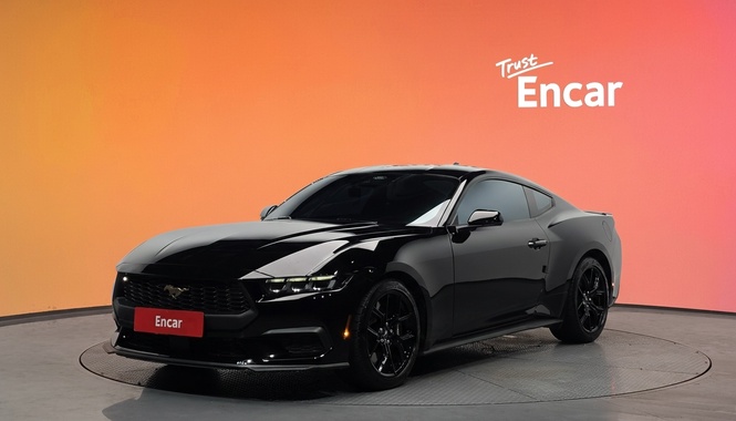 Ford Mustang 2024