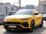 Lamborghini Urus 2021