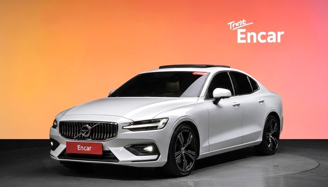 Volvo S60 2021