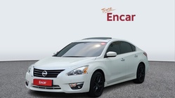 Nissan Altima 2012