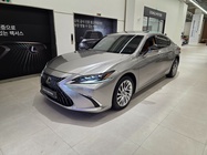 Lexus ES 2024