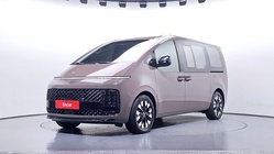 Hyundai Staria 2025