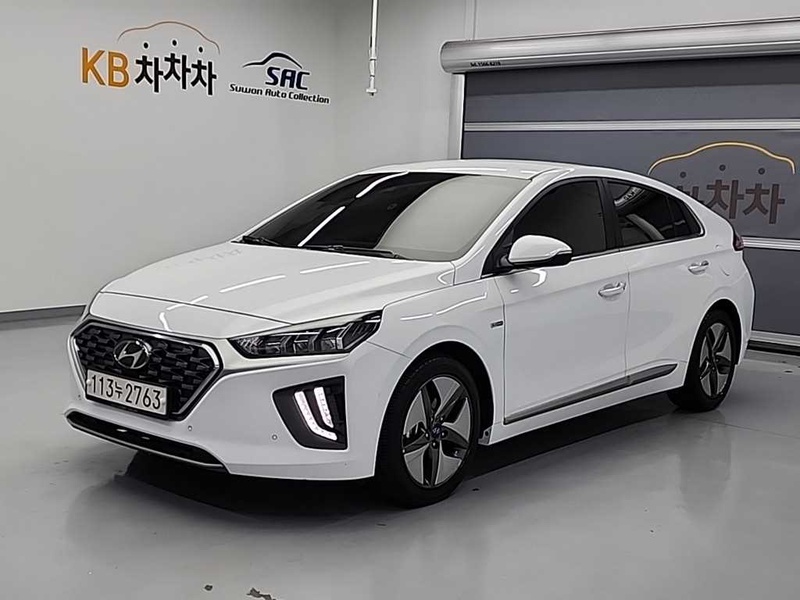 Hyundai Ioniq