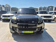 Land Rover Defender 2024