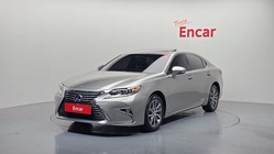 Lexus ES 2018