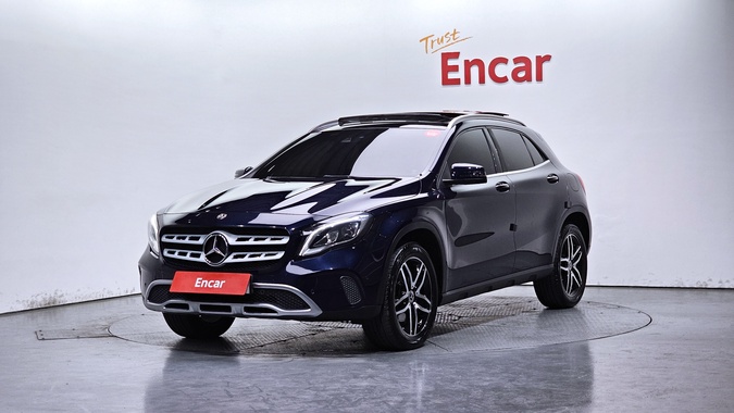 Mercedes-Benz GLA-Class 2017