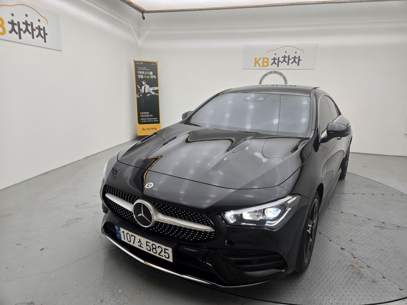 Mercedes-Benz CLA-Class