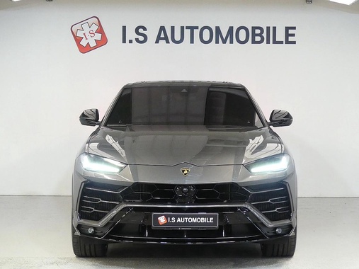 Lamborghini Urus 2021