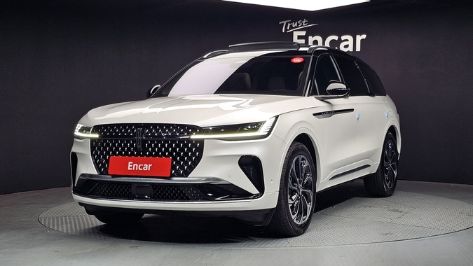 Lincoln Nautilus 2024