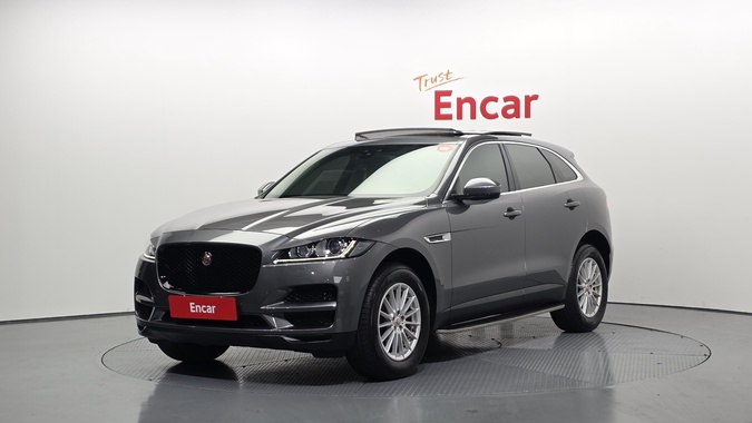 Jaguar F-Pace 2016