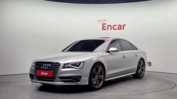 Audi S8 2013