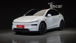 Tesla Model Y 2025