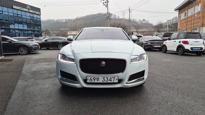 Jaguar XF 2018