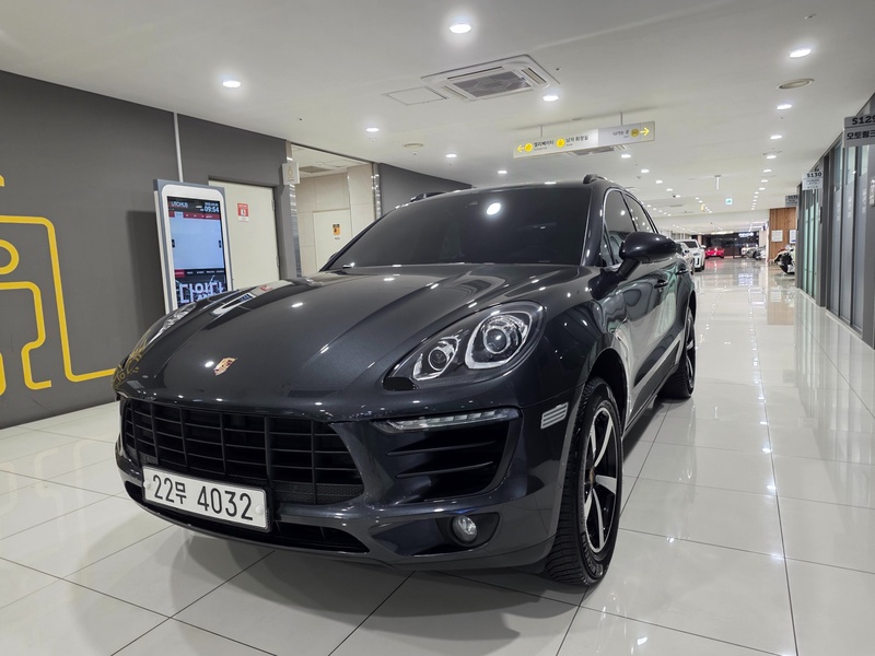 Porsche Macan