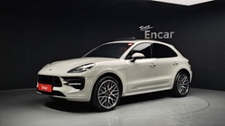 Porsche Macan 2021