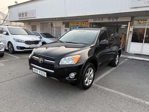 Toyota RAV4 2009