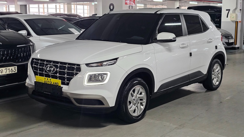 Hyundai Venue