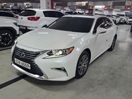 Lexus ES 2017