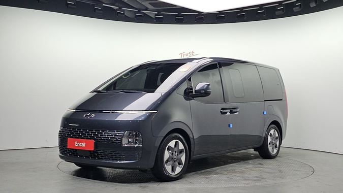 Hyundai Staria 2021