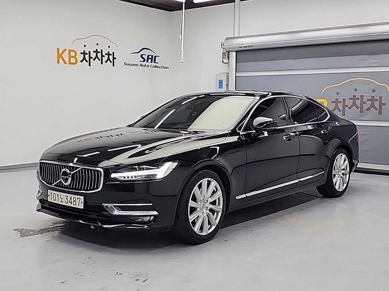 Volvo S90