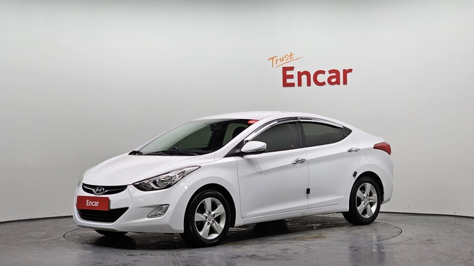 Hyundai Avante 2013