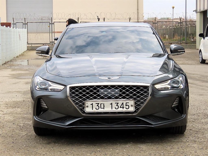 Genesis G70