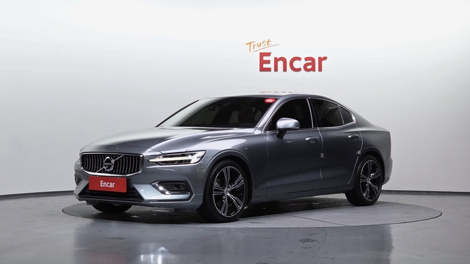 Volvo S60 2021