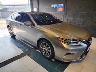 Lexus ES 2017