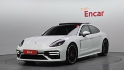 Porsche Panamera 2018