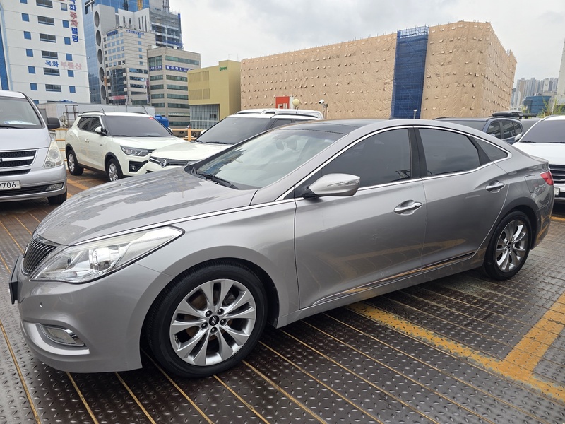 Hyundai Grandeur