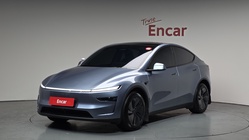 Tesla Model Y 2025