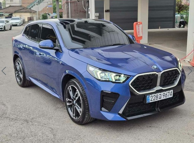 BMW X2