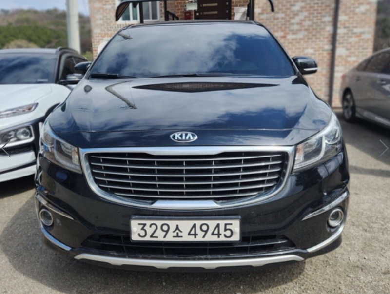 Kia Carnival