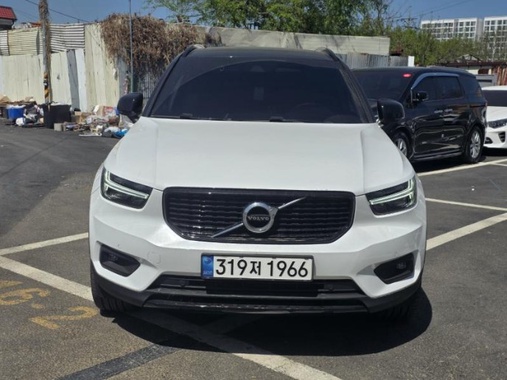Volvo XC40 2022