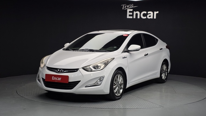 Hyundai Avante 2013
