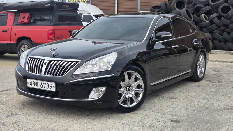Hyundai Equus