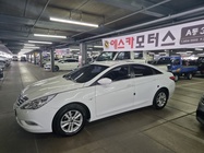Hyundai Sonata 2011
