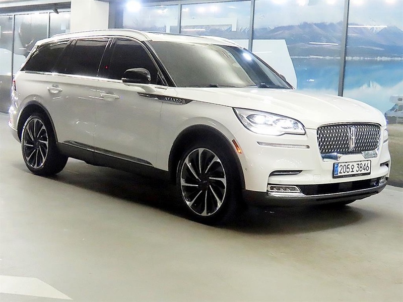 Lincoln Aviator