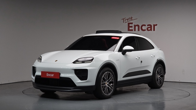 Porsche Macan 2025