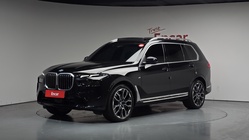 BMW X7 2025