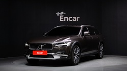 Volvo V90 2022