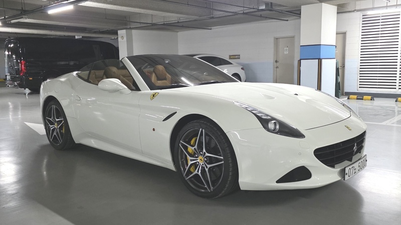 Ferrari California