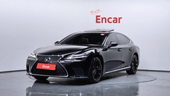 Lexus LS 2021