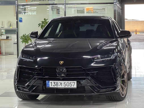 Lamborghini Urus 2024